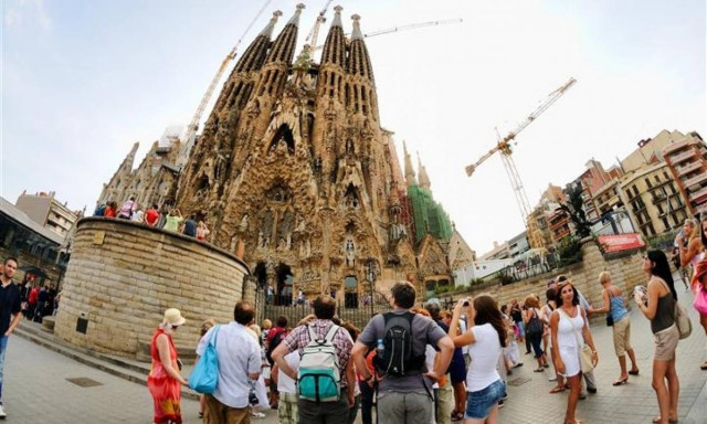 Παγκόσμιος Οργανισμός Τουρισμού: Γαλλία, ΗΠΑ και Ισπανία, πρώτες σε τουρισμό το 2016