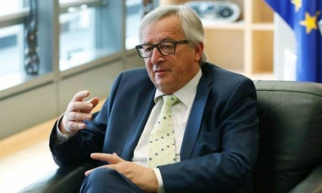 Γιούνκερ: Η Κομισιόν διασφάλισε την παραμονή της Ελλάδας στην ευρωζώνη το 2015