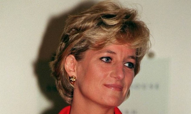 Αποκάλυψη: Η Νταϊάνα είχε «πιάσει» τον Κάρολο να κάνει τηλεφωνικό σεξ με την Καμίλα