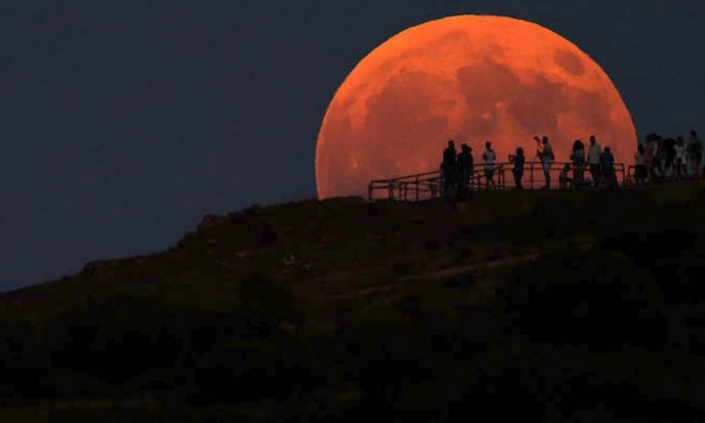 Αρχαία σεληνιακά πετρώματα «μιλούν» για το μαγνητικό πεδίο της Σελήνης