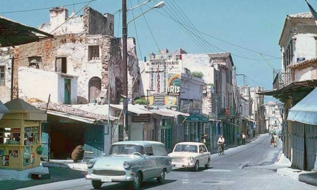 Αυτόν τον δρόμο τον αναγνωρίζεις; Τα Χανιά την δεκαετία του 60 μέσα από… οσκαρική ματιά! (pics)