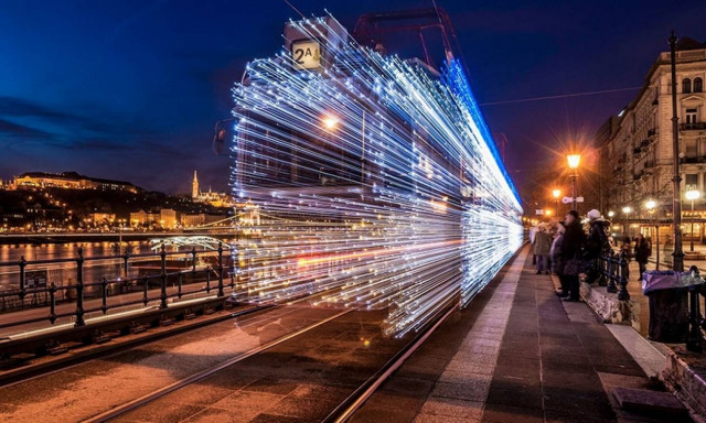 Εκπληκτικές φωτογραφίες «συλλαμβάνουν» το πέρασμα του χρόνου (pics)