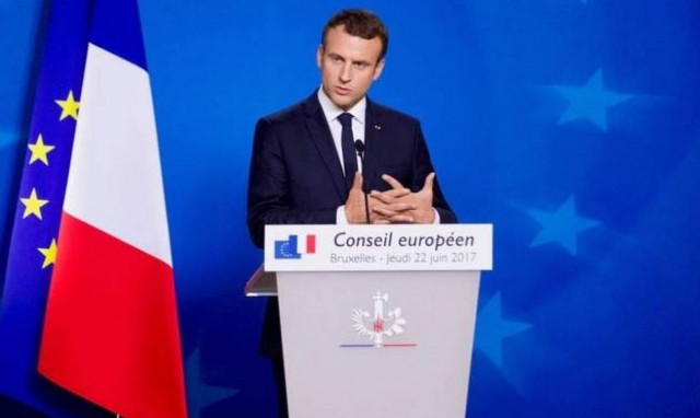 Μακρόν: Ψυχραιμία και μην κλιμακώνετε την ένταση στην κορεατική χερσόνησο