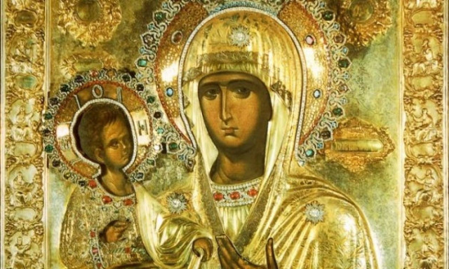 Θεσσαλονίκη: Σε λαϊκό προσκύνημα η εικόνα της Παναγίας Τριχερούσας στον Σταυρό (pic)