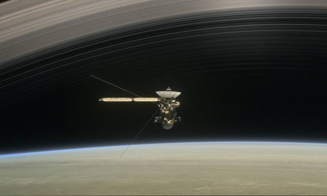 Διαστημικό σκάφος θα κάνει «βουτιά» στον Κρόνο με στόχο να συλλέξει στοιχεία και θα αυτοκαταστραφεί