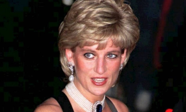 Πριγκίπισσα Νταϊάνα: η φασιονίστα που έβαλε φωτιά στη βασιλική γκαρνταρόμπα! (pics)