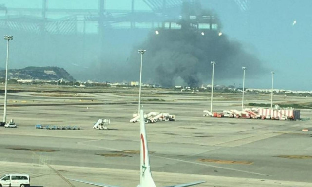 Φωτιά στο αεροδρόμιο της Βαρκελώνης