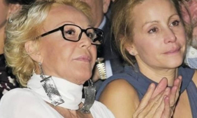 Ζωή Λάσκαρη: Η τελευταία φωτογραφία από τη Νάξο με την κόρη της