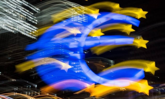 Greek stocks end higher