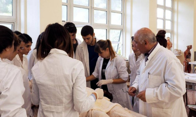 Βάσεις 2017 – Αποτελέσματα: Τα μόρια για Ιατρική, Οδοντιατρική, Φαρμακευτική