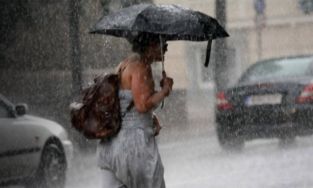 Καιρός ΤΩΡΑ: Σε αυτές τις περιοχές θα βρέξει τις επόμενες ώρες
