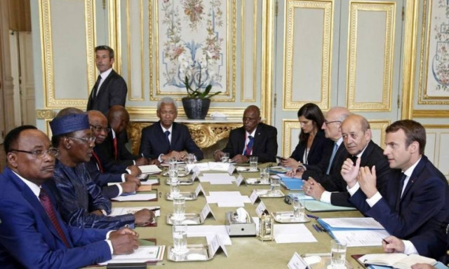 Τι αναφέρει το υπ. Μεταναστευτικής Πολιτικής για την απουσία της Ελλάδας από την Σύνοδο του Παρισιού