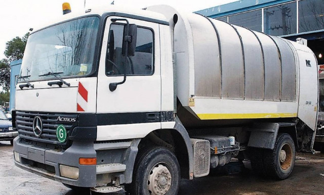 Ηλεία: Θρήνος για τη μητέρα δύο μικρών παιδιών που την παρέσυρε απορριμματοφόρο