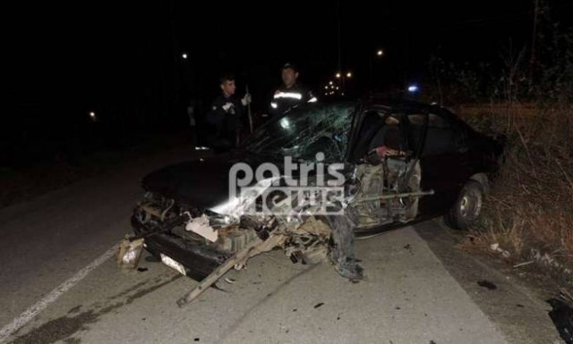 Σοβαρό τροχαίο με τρεις τραυματίες στην Ε.Ο. Πατρών-Πύργου (pics)