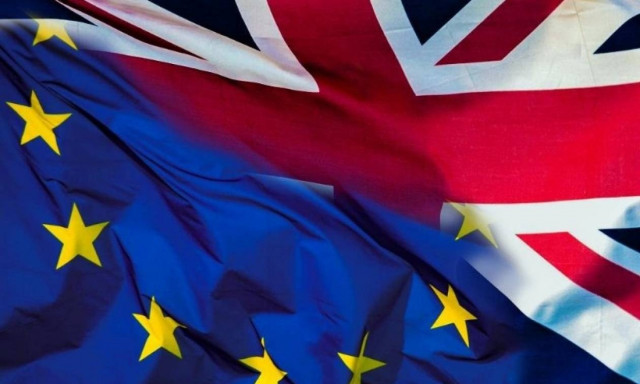 Λονδίνο: Διέρρευσε έγγραφο για μείωση των Ευρωπαίων μεταναστών μετά το Brexit