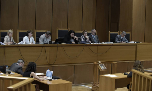 Δίκη Χ.Α. - Μάρτυρας: «Η Χρυσή Αυγή είναι οργάνωση πολιτικοστρατιωτική»