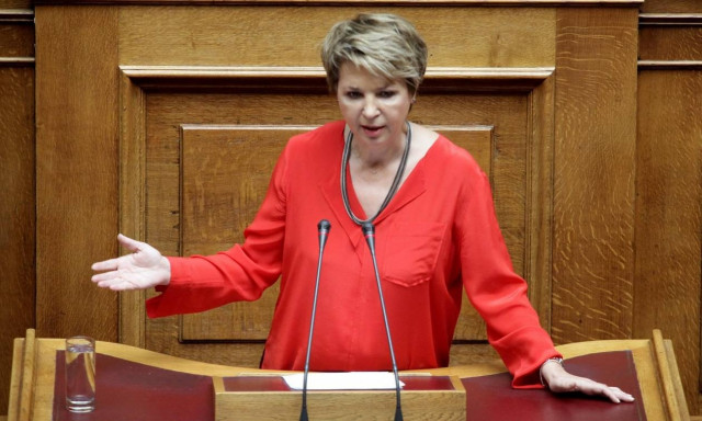 Γεροβασίλη για αξιολόγηση στο Δημόσιο: Δεν συνεπάγεται ούτε διαθεσιμότητες ούτε απολύσεις