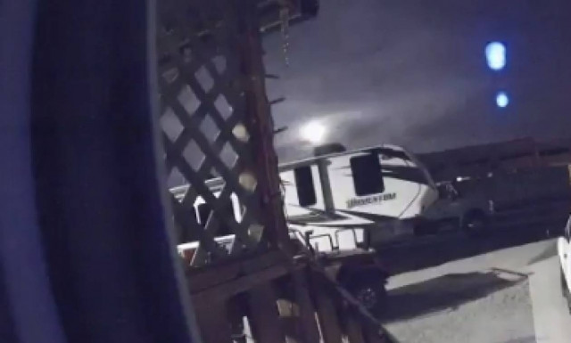 Αναστάτωση από «εξωγήινο αντικείμενο» που φώτισε τον ουρανό στον Καναδά (vids)