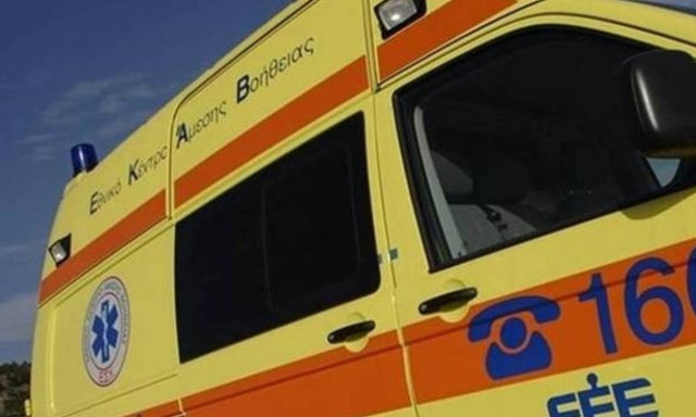 Αυτοκίνητο παρέσυρε και τραυμάτισε ποδηλάτη στη Λάρισα