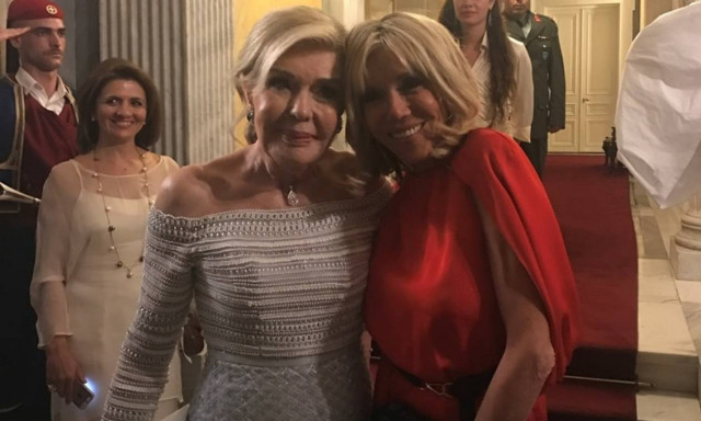 Θερμή συνάντηση Μαριάννας Βαρδινογιάννη – Μπριζίτ Μακρόν στο Προεδρικό Μέγαρο (pics)