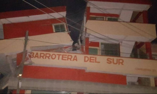 Σεισμός στο Μεξικό: Τουλάχιστον δύο νεκροί - Δείτε τις πρώτες φωτογραφίες από τις καταστροφές