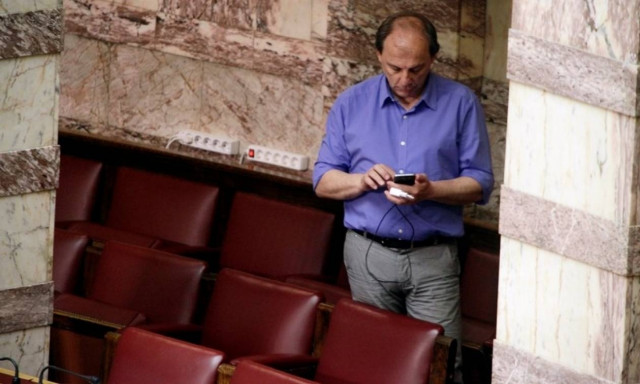 Αυτοί θα φέρουν επενδύσεις – Καραγιαννίδης (ΣΥΡΙΖΑ): «Στάσου! Μύγδαλα! Που πας ελντοράντο;»