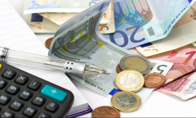 «Έκρηξη» στις ληξιπρόθεσμες οφειλές: Στενάζουν τα νοικοκυριά από την υπερφορολόγηση