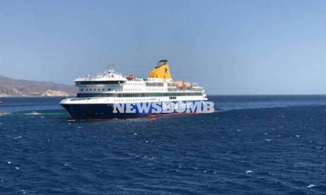 Έρευνες του Λιμενικού και στα καύσιμα του Blue Star Patmos για την μόλυνση του Σαρωνικού