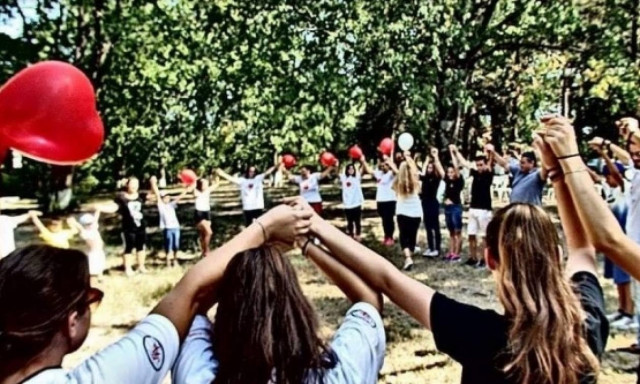 Ευχαριστήριο γεύμα σε εθελοντές φίλους και μέλη της Ευξείνου Λέσχης Χαρίεσσας (pics)