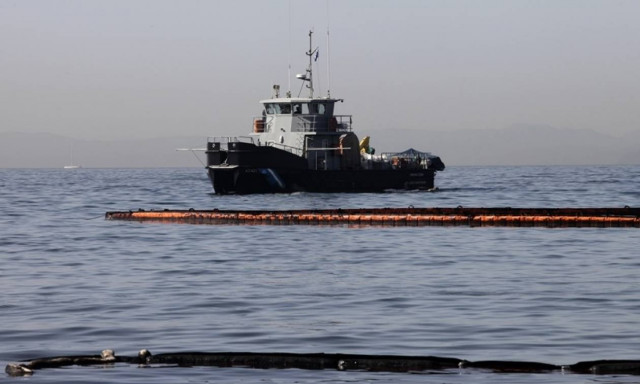 Η EMSA «αδειάζει» την κυβέρνηση: 16 πλοία πάντοτε διαθέσιμα - Τι απαντά ο Κουρουμπλής