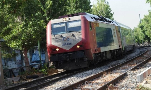 «Συναγερμός» σε τρένο στη Θεσσαλονίκη