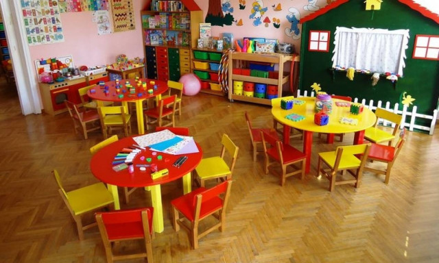 Σοκ!: Μπήκε σε Παιδικό σταθμό και έδειχνε βίντεο με σκληρό πορνό