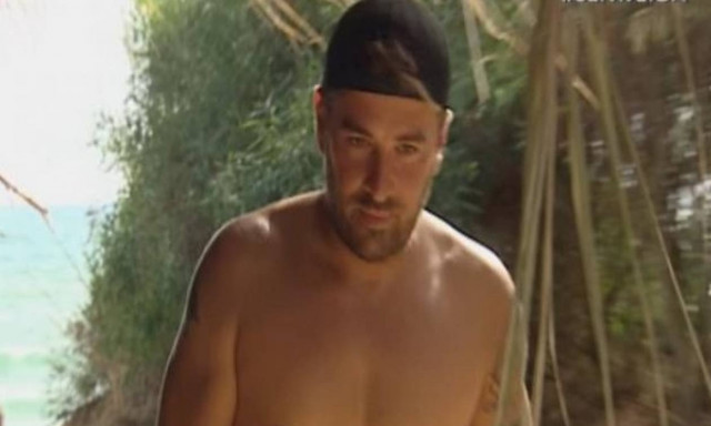 Συμβαίνει Τώρα: Αποχωρεί ο Αϊβάζης από το Survival (pics)