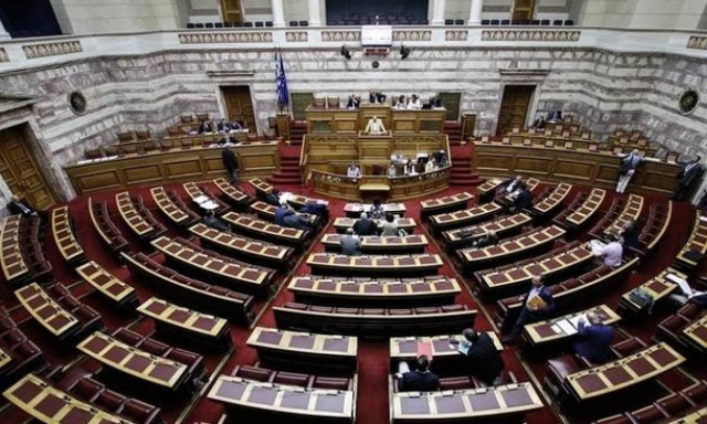 LIVE Βουλή: Η συζήτηση περί σύστασης Εξεταστικής Επιτροπής για τον Πάνο Καμμένο