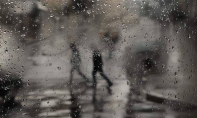 Ραγδαία επιδείνωση του καιρού - Έρχονται βροχοθύελλες και χιόνια