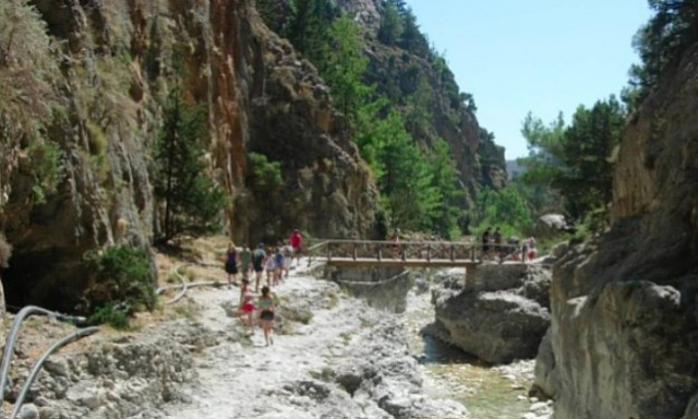 Φαράγγι της Σαμαριάς: Δείτε 10 υπέροχες εικόνες από μακρύτερο φαράγγι της Ευρώπης! (pics)