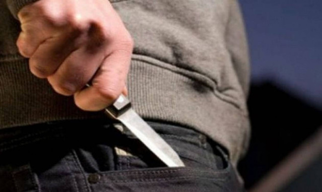 Χίος: «Βγήκαν» μαχαίρια για… πολιτικές διαφωνίες - Ένας τραυματίας