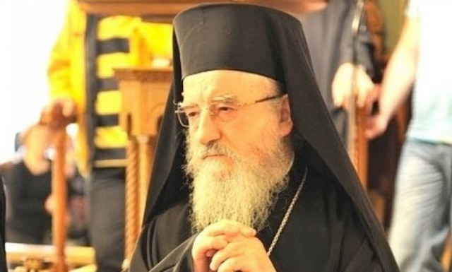 «Τρίζουν τα κόκκαλα των Αγίων»! Οργισμένη επιστολή Μητροπολίτη για την αλλαγή φύλου