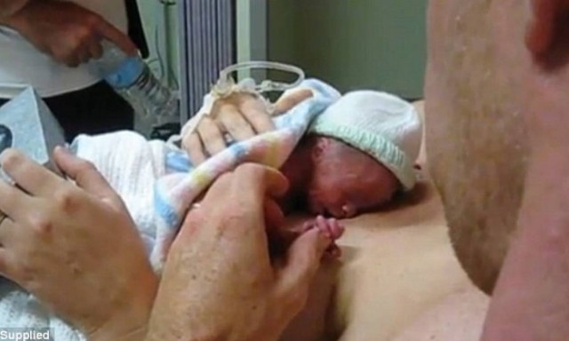 Συγκλονιστικό: Ήταν κλινικά νεκρό αλλά ο χτύπος της καρδιάς της μητέρας του, του έδωσε ζωή (pics)