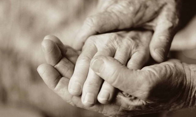 Ημέρα του παππού και της γιαγιάς: Τo doodle της Google για την ημέρα των ηλικιωμένων