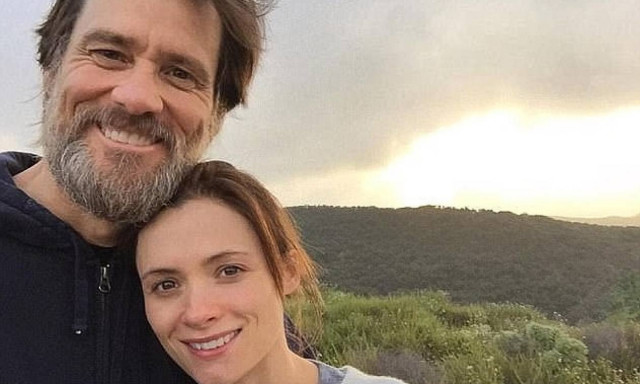 Σημείωμα «φωτιά» της πρώην συντρόφου του Τζιμ Κάρεϊ: Μου έμαθες τα ναρκωτικά και τις πόρνες