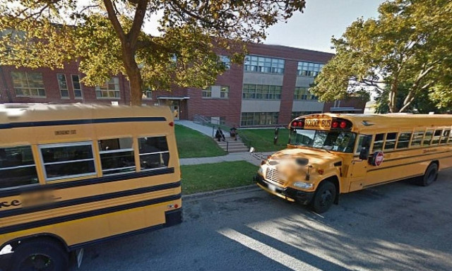 Σοκ: Δασκάλα βίασε τον 11χρονο «καταθλιπτικό» μαθητή της... για να του δώσει χαρά