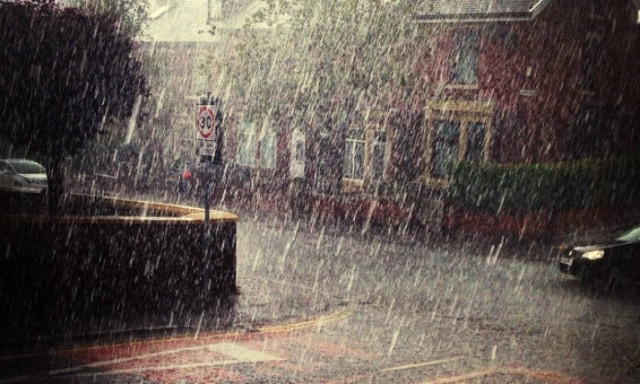 Κακοκαιρία: «Έρχεται ισχυρός τυφώνας, θα χτυπήσει τη χώρα σε λίγες ώρες»