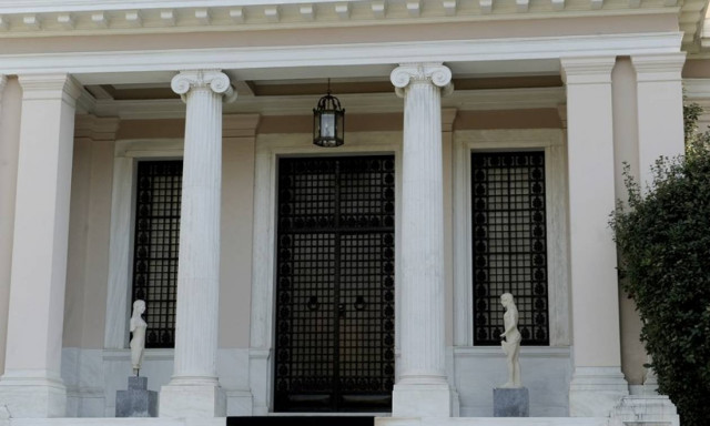 Κυβερνητικές πηγές: Αν δυσκολεύεται να βάλει σε ψηφοφορία την στάση του κόμματος του