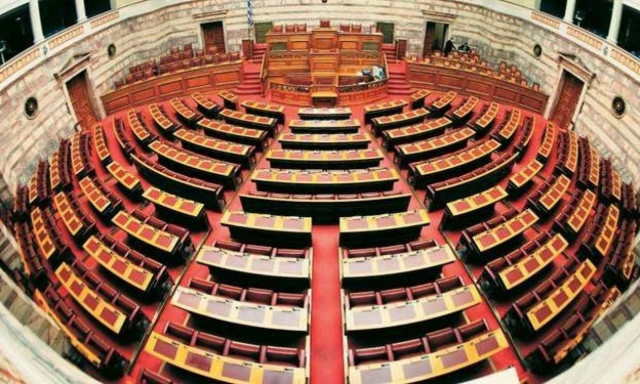 Κατατέθηκε το προσχέδιο του προϋπολογισμού - Χουλιαράκης: «Θα είναι ο τελευταίος των προγραμμάτων»