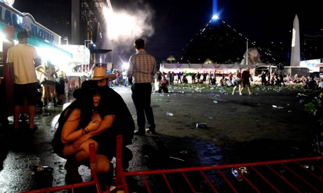 Μακελειό στο Λας Βέγκας: Νεκρός ένας από τους δράστες (Vid)