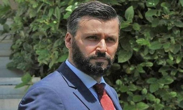 Βολές Καλλιάνου κατά Τσίπρα: Να γιατί δεν χαμηλώνει τους φόρους