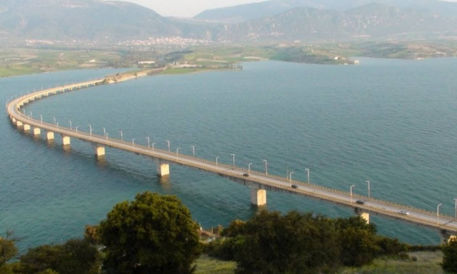 Όταν η Νεράιδα της Κοζάνης θυσιάστηκε για τη ΔΕΗ - Ιστορική φωτογραφία