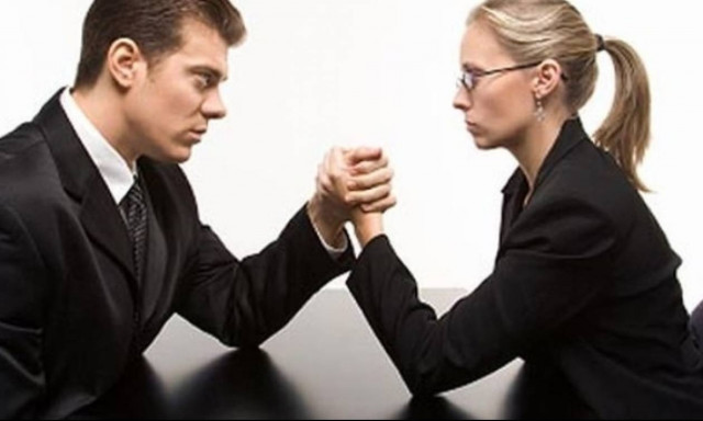 Αμείβονται λιγότερο από τους άνδρες, αλλά είναι πιο μορφωμένες οι γυναίκες στις ανεπτυγμένες χώρες!