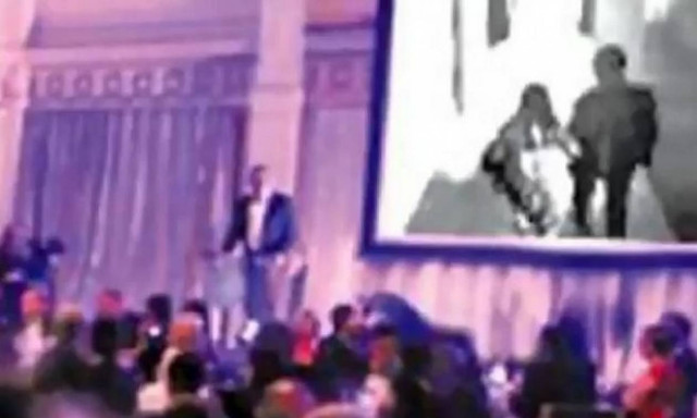 Σάλος σε γάμο - Ο γαμπρός έδειξε σε όλους τους καλεσμένους βίντεο με τη νύφη να τον απατά!